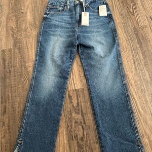 Good American Classic Indigo Straight Leg Jeans